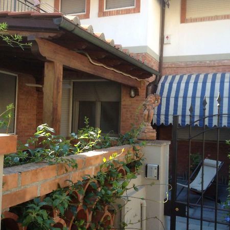 Casa Luciana Villa Viareggio Kültér fotó